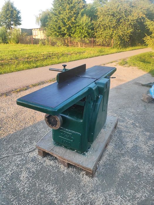 Piła tasmowa  , pilarka, grubościówka 35cm, 3-noże