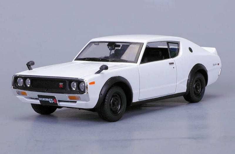 Maisto Nissan Skyline 2000 & Nissan Z 1:24