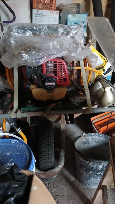 Pulverizador a gasolina