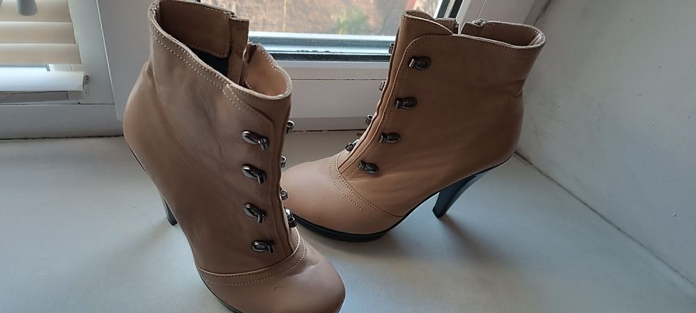 Ботильоны сапожки женские