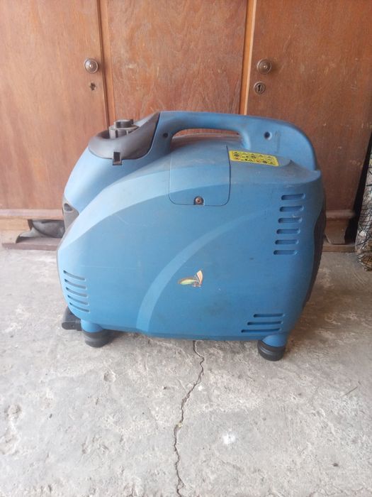 Weekender D3500i - інверторний генератор