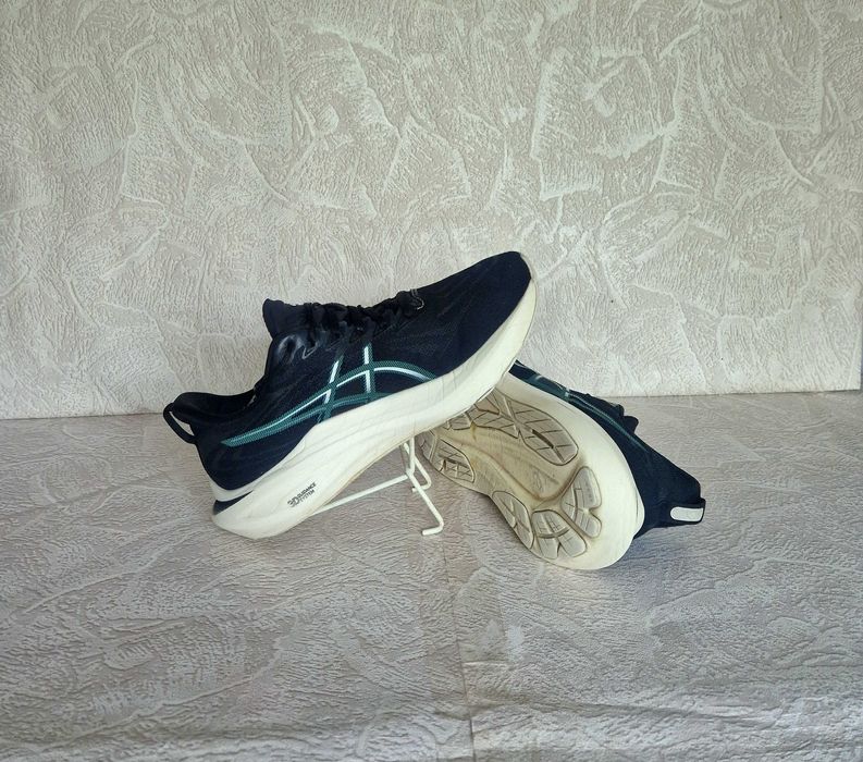 Кроссовки (Asics GT 2000 ) размр. 40-41