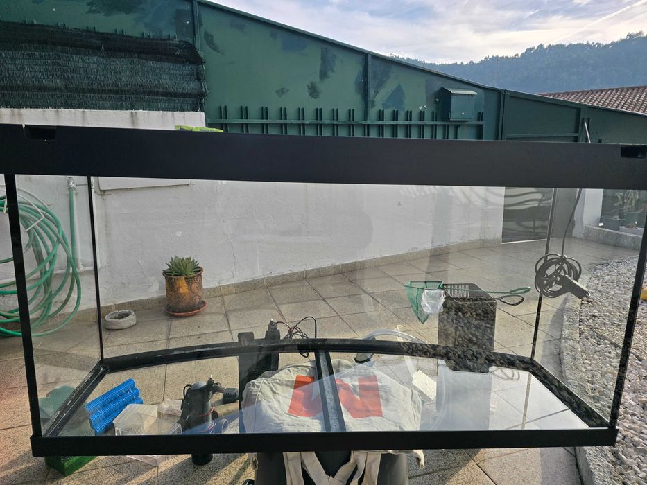 Aquario e acessórios