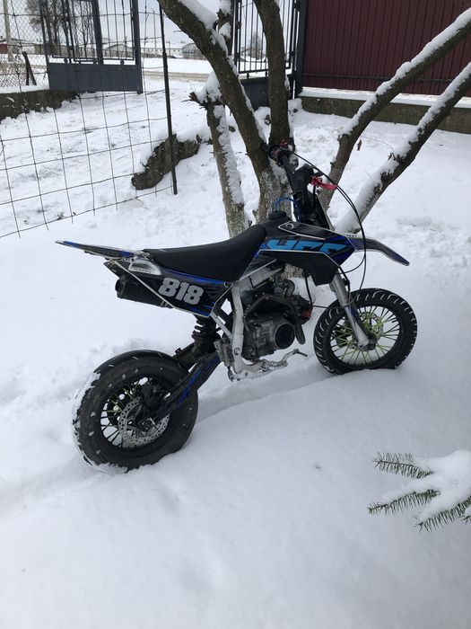 Продам ycf pilot f125 на мотардах