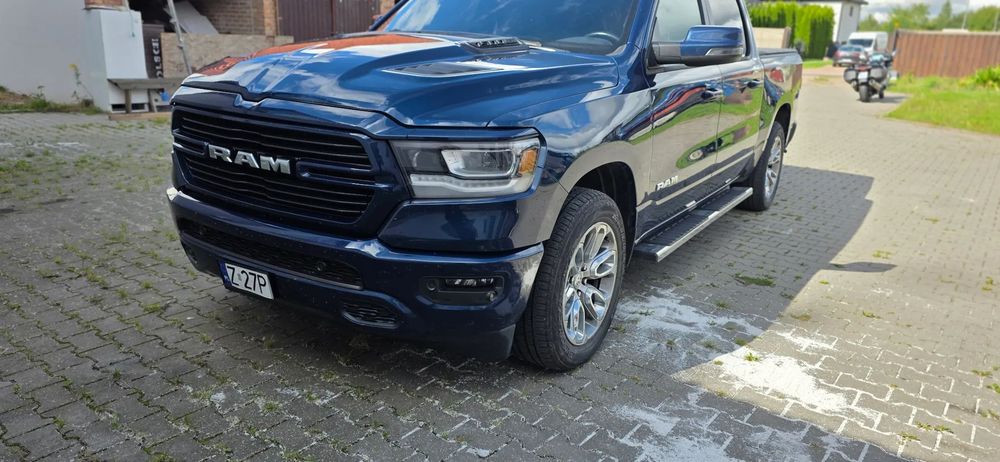 RAM 1500 Dodge RAM 5.7 1500 Laramie V8 HEMI+LPG