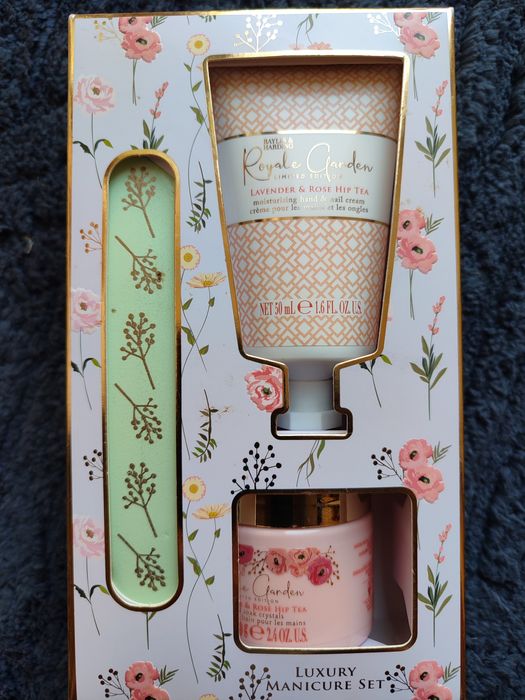 Подарунковий набір для рук та нігтів Baylis & Harding Royale Garden Rose
