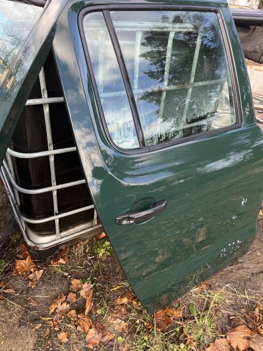 Amarko 2H0 2011R Dzwi prawe lewe tył przód