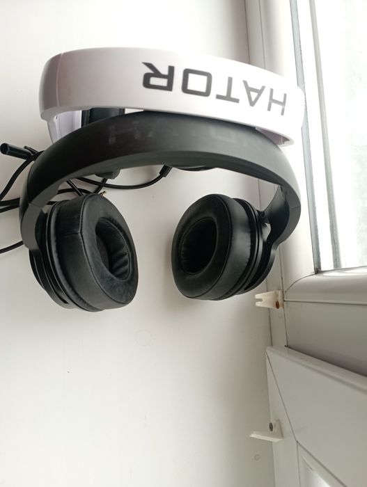 Игровые наушники Hator Hellrazer (Black/White