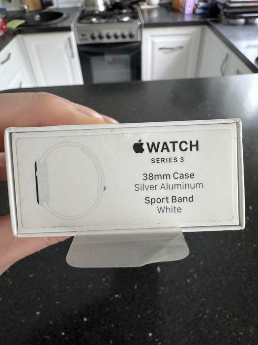Продам Apple Watch 3 38mm Silver Aluminium