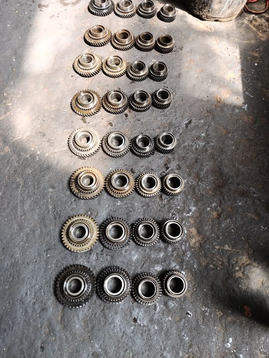 Шестерня 1 2 3 4 передачи сенс славута таврия. Муфты оси КПП таврия