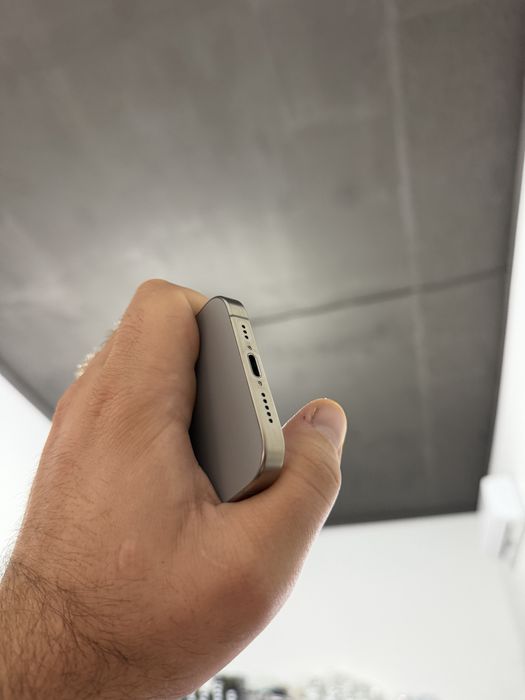 Apple Iphone 15 Pro 256 gb 93% айфон про