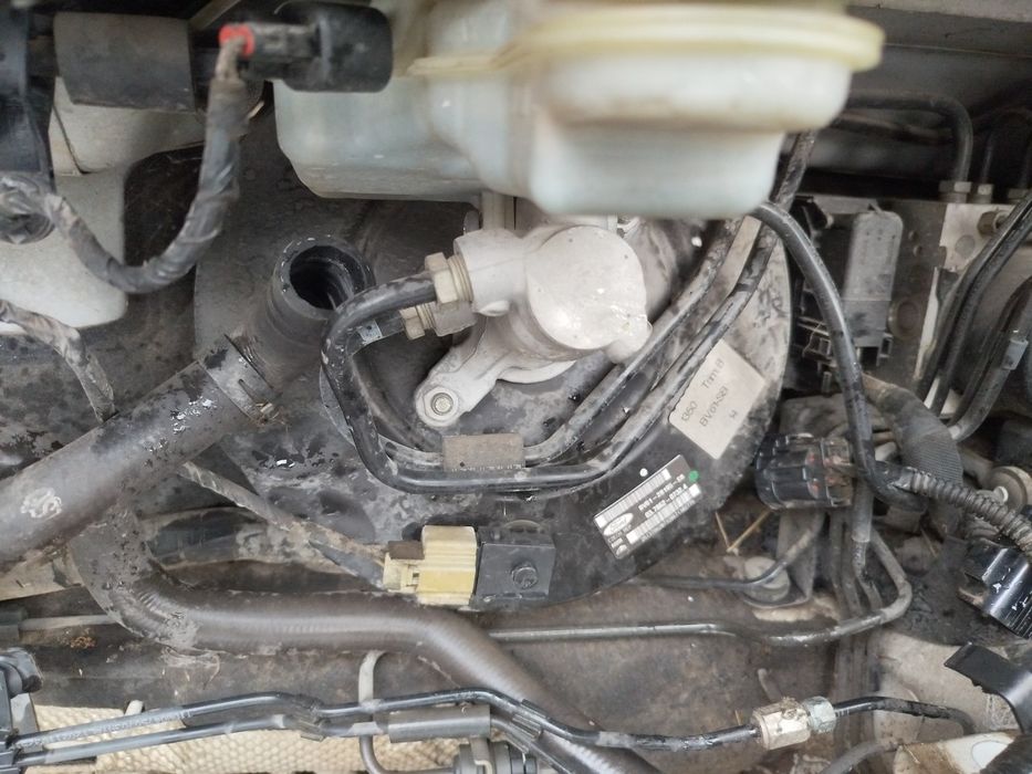 Servofreio FORD Focus III