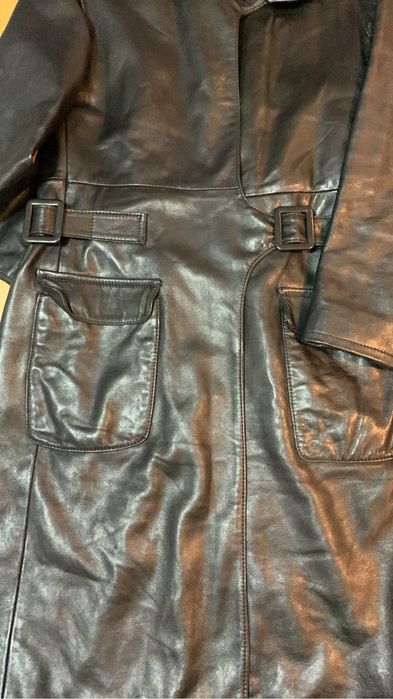 Жіночий шкіряний плащ Paskal