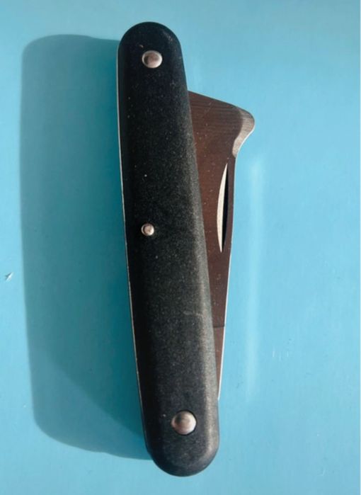 Nóz ogrodniczy do szczepienia