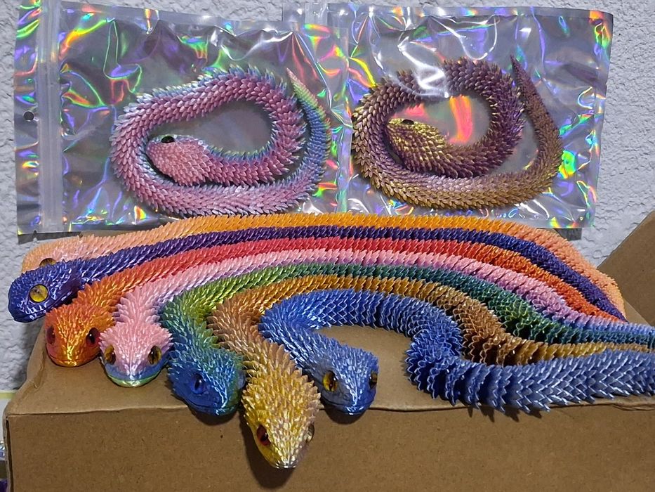 Іграшки 3Д 3D змія, дракони та інші оптом