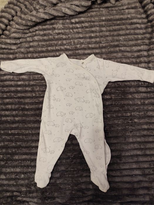 Бодікі, слюнявчики , человесіки.