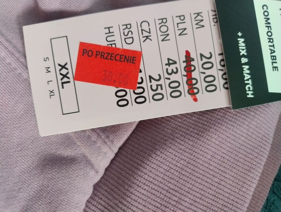 Sprzedam nowy dres