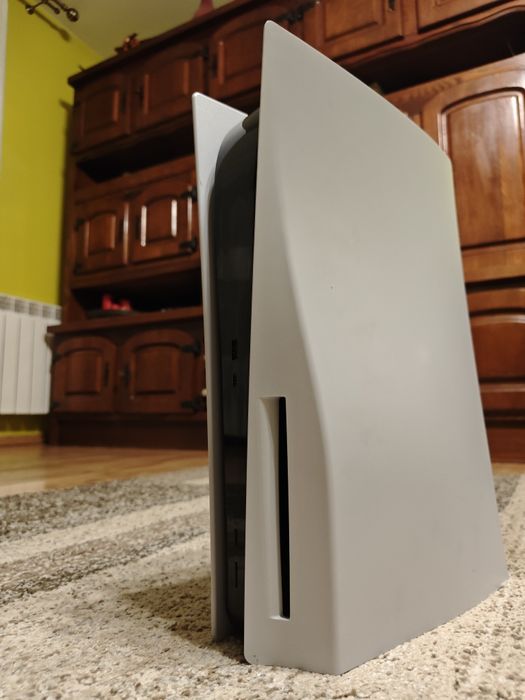 Playstation 5 ps5 z napędem 825GB GWARANCJA
