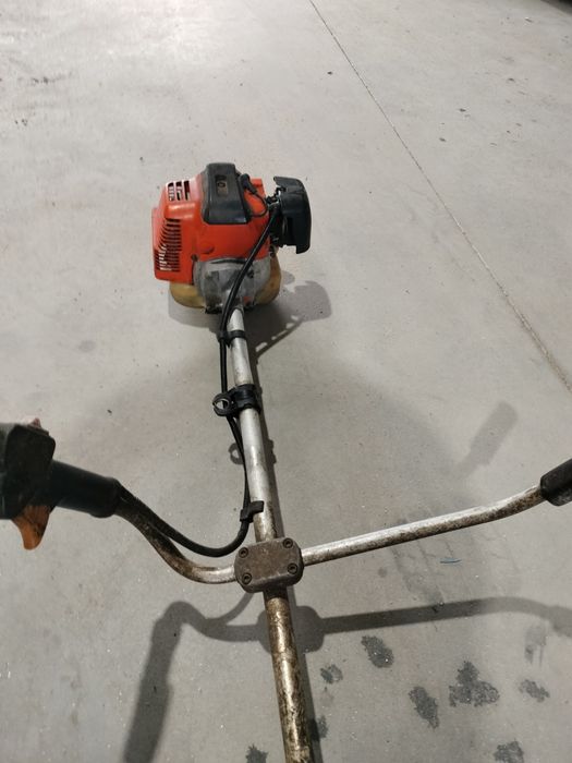 Kubota d440 com pouco uso