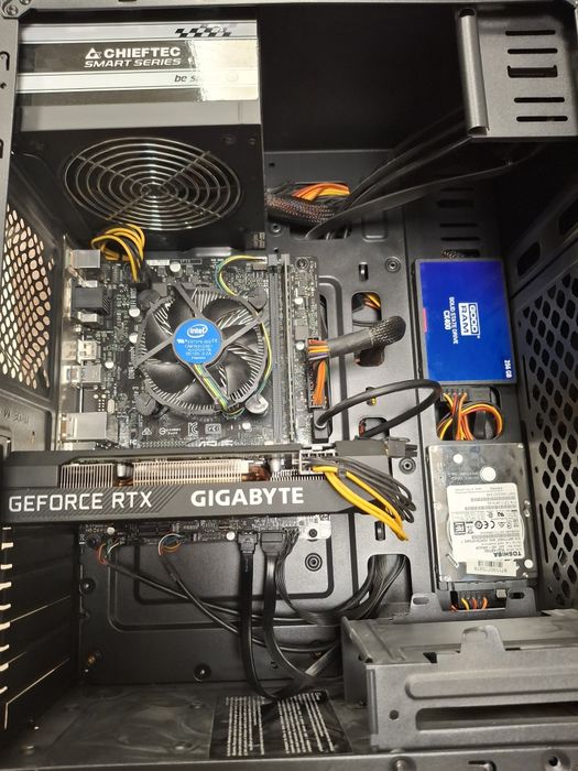 Pc gaming i5-9400 rtx3060 12gbvram 16GB pamięci ram 250ssd+500hdd zasilacz 700W