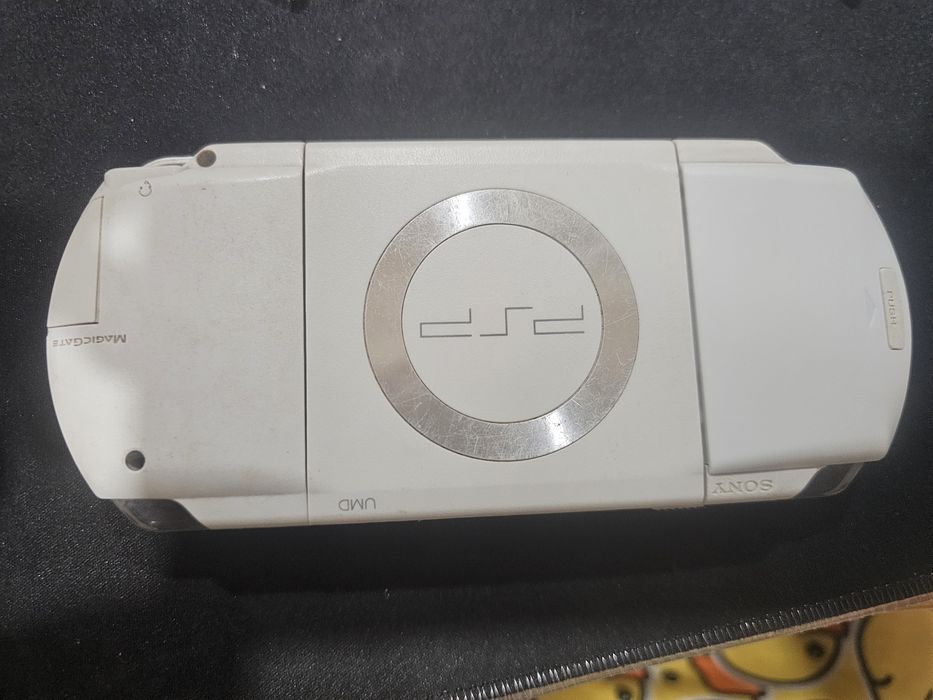 Psp 1000 c/ IPS desbloqueada