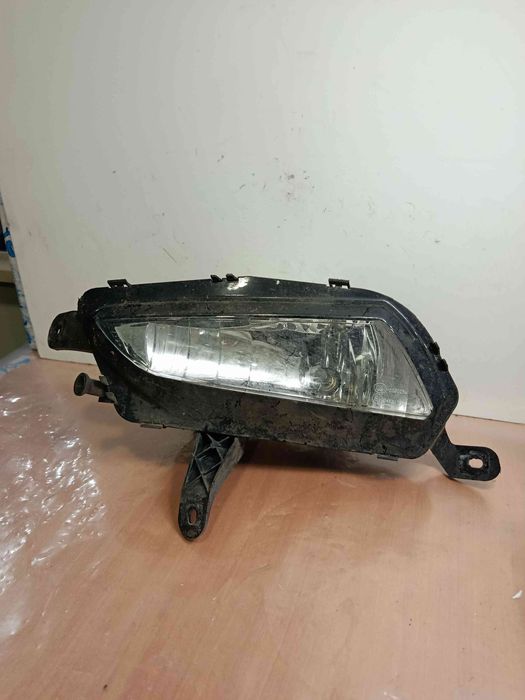 Farol nevoeiro frente esquerdo OPEL Astra K Sports Tourer