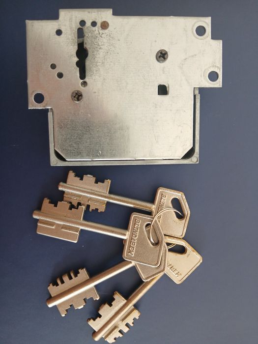 SEGREDO para porta alta segurança