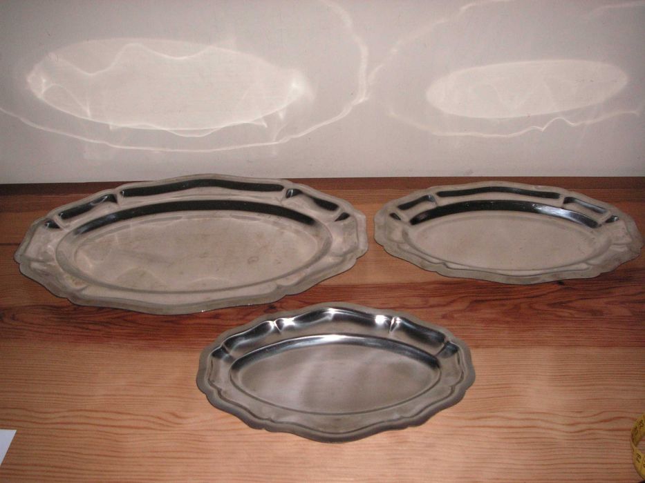 Travessas de Metal - Vários Tamanhos ( Três )