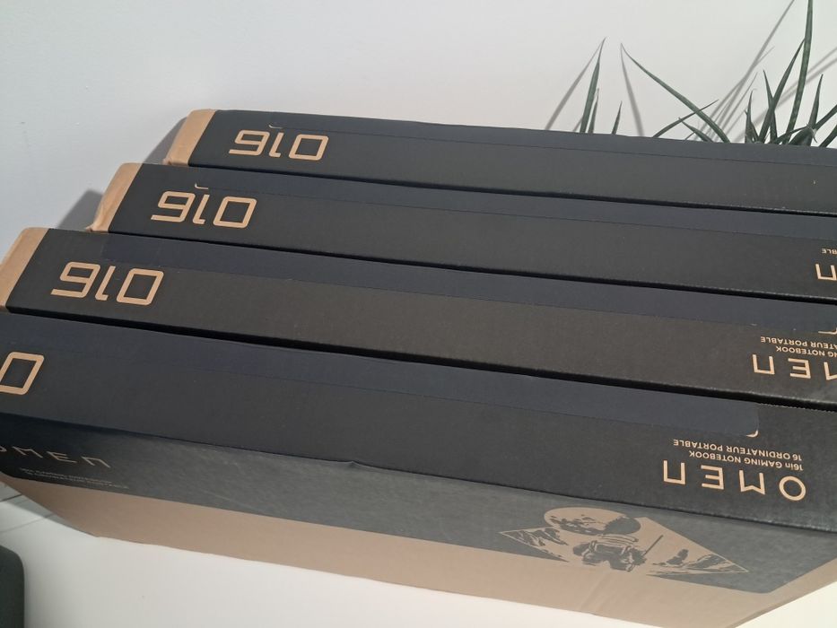 RTX 5060 8gb + Core Ultra 7 255H • Omen 16 Slim 16" 144hz • 16gb/512ss