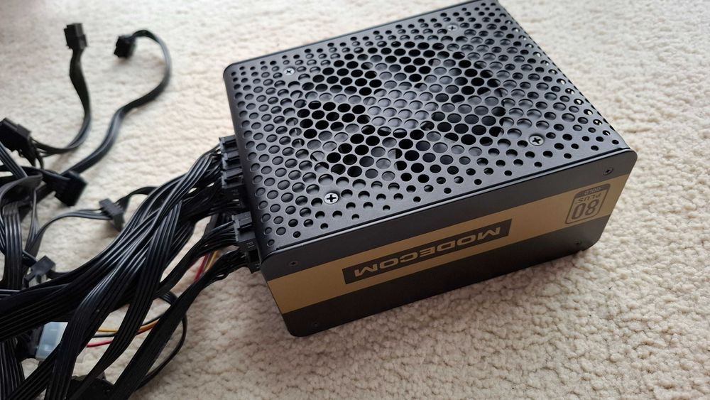 Zasilacz modularny Modecom Volcano 650W GOLD nowy 499zł