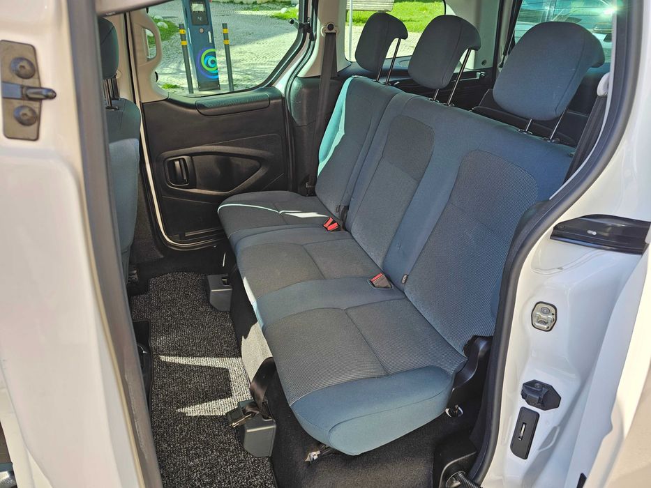 Berlingo 1.6 HDI Com Rampa Para Cadeira Rodas / Mobilidade Reduzida