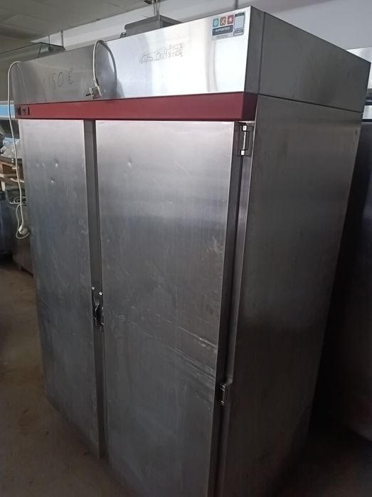 Armário frigorífico 2 portas