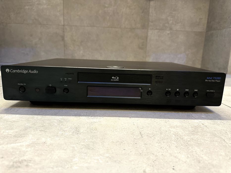 Cambridge Blu-ray Audio azur 752BD