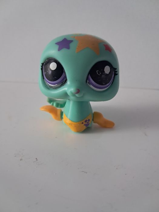 Littlest pet shop lps