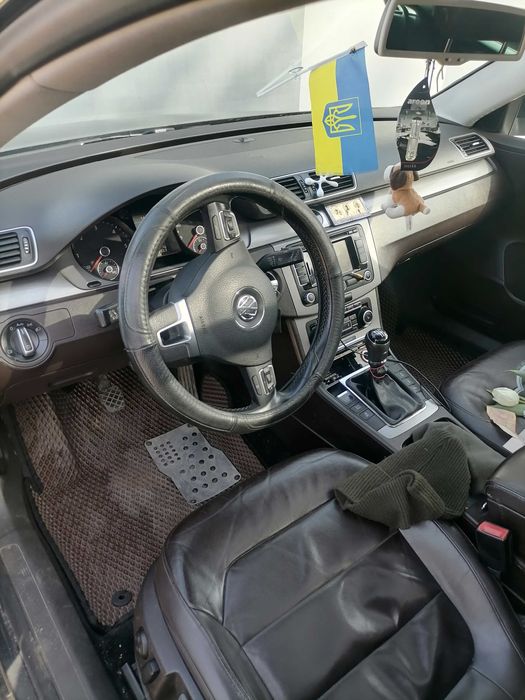 Фольцваген Пасат В7