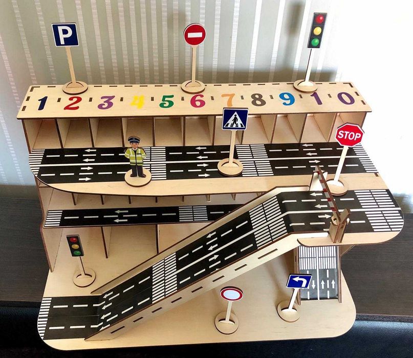 Гараж, паркінг, парковка