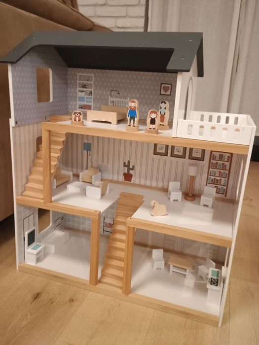 Domek dla lalek drewniany Mamabrum