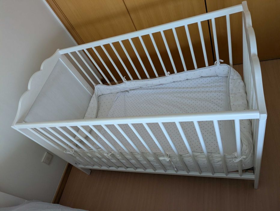 Cama berço ikea SMÅGÖRA branco + colchão + lençois + edredão