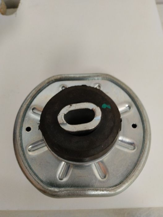 Подушка двигателя транспортёр Т-4