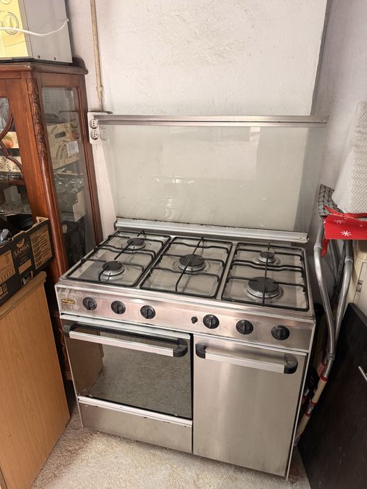Fogao e forno ..