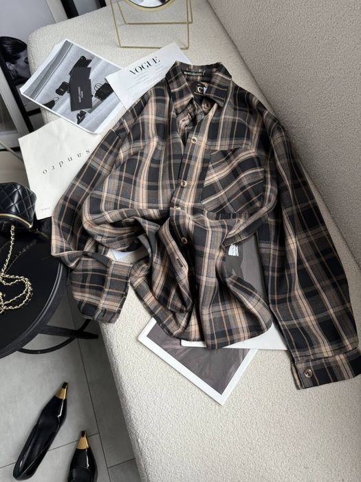 Жіноча сорочка в актуальній клітинці