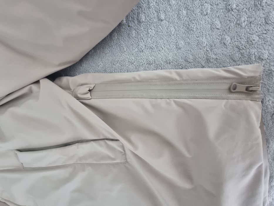 Продаю пуховик парка  Max Mara