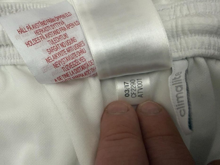 Оригінальні шорти Реал Мадрид