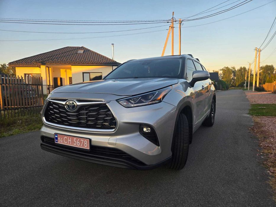 Toyota Highlander 2022 рік