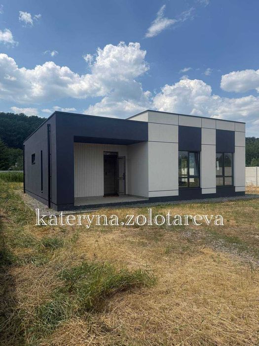 Продам  дом 108м2 в начале Большой Даниловки в коттеджном поселке с участком 10 соток!