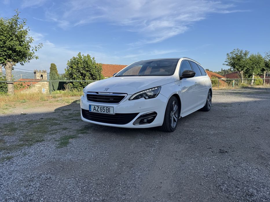 Peugeot 308 SW GT Line 1.6 HDi Auto | Teto Panorâmico • Pele