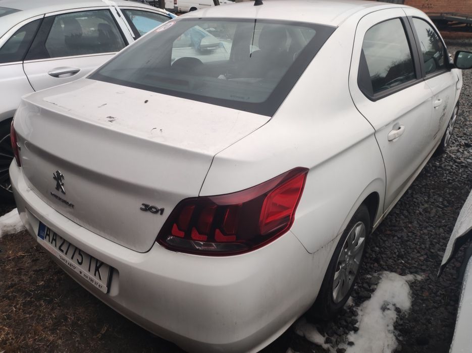 Продам ПЕЖО Після ДТП .Peugeot 301