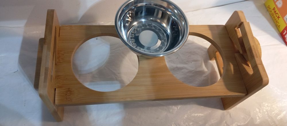 Comedouro duplo com taças inox