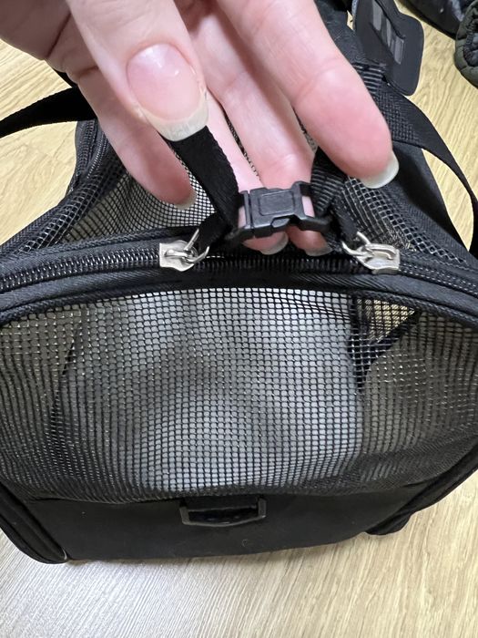 Переноска для котів або маленьких собачок