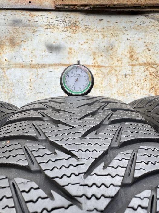 175/65 r14 Goodyear UltraGrip 8 зима (6.5 мм.) конец 2019 года